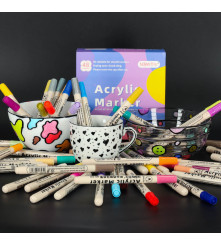 Set of 48 waterproof acrylic markers for painting on fabrics and other surfaces, multi-colored