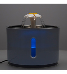 Fantana automata pentru caini si pisici, 2.4L, LED cu USB