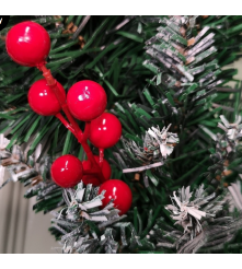 Coronita Decorativa Craciun 40cm Cu 20 LED-uri Calde, Conuri, Fructe Rosii si Zapada Artificiala