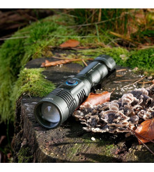 Lanterna LED Reincarcabila everActive FL-700R Spotter, 700 lm Zoo, Acumulator 21700 4000mAh USB-C Power Bank IPX4